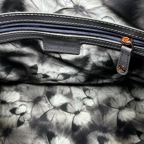 Ted Baker patent leather tote bag in dark gray with rose gold-toned hardware - Picture 7 of 9